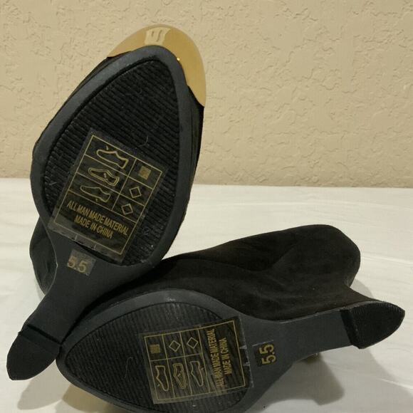 Yoki Shoes Women's Size 5.5 Closed Toe Wedge Pump Platform Slip On High Heel - Picture 9 of 9